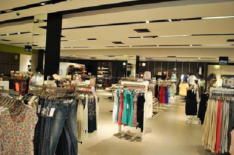  邓州商场里的店面怎么装修？